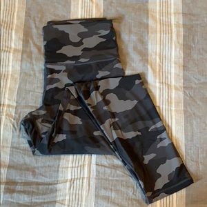 Aerie camouflage leggings